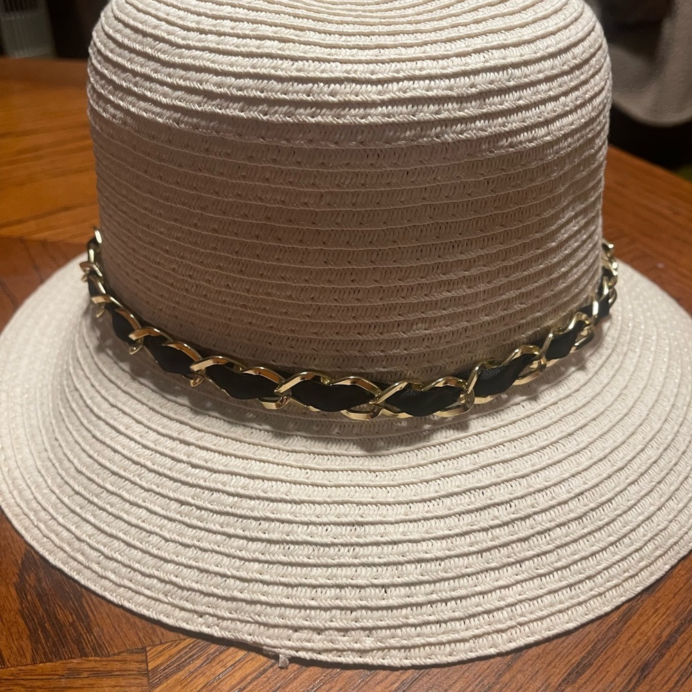 Magid OFF WHITE Straw Hat w  Chain accent on band  Wide Brim OS. ONE SIZE